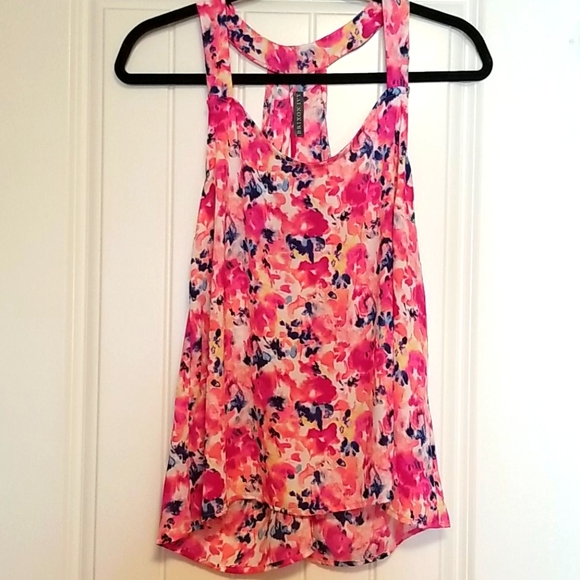 Flowy & Bright Tank Top Blouse
